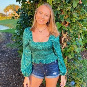 Meet your Posher, Amanda